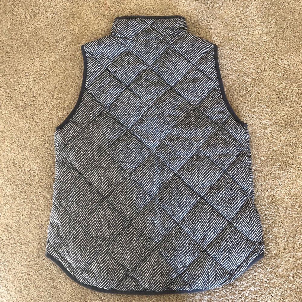 J.Crew Herringbone Quilted Puffer Vest - Picture 3 of 7
